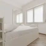 Guesthost - Lovely Flat Near Frattini M4 아파트 밀라노