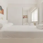 Guesthost - Lovely Flat Near Frattini M4 아파트 밀라노