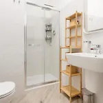 Guesthost - Lovely Flat Near Frattini M4 밀라노